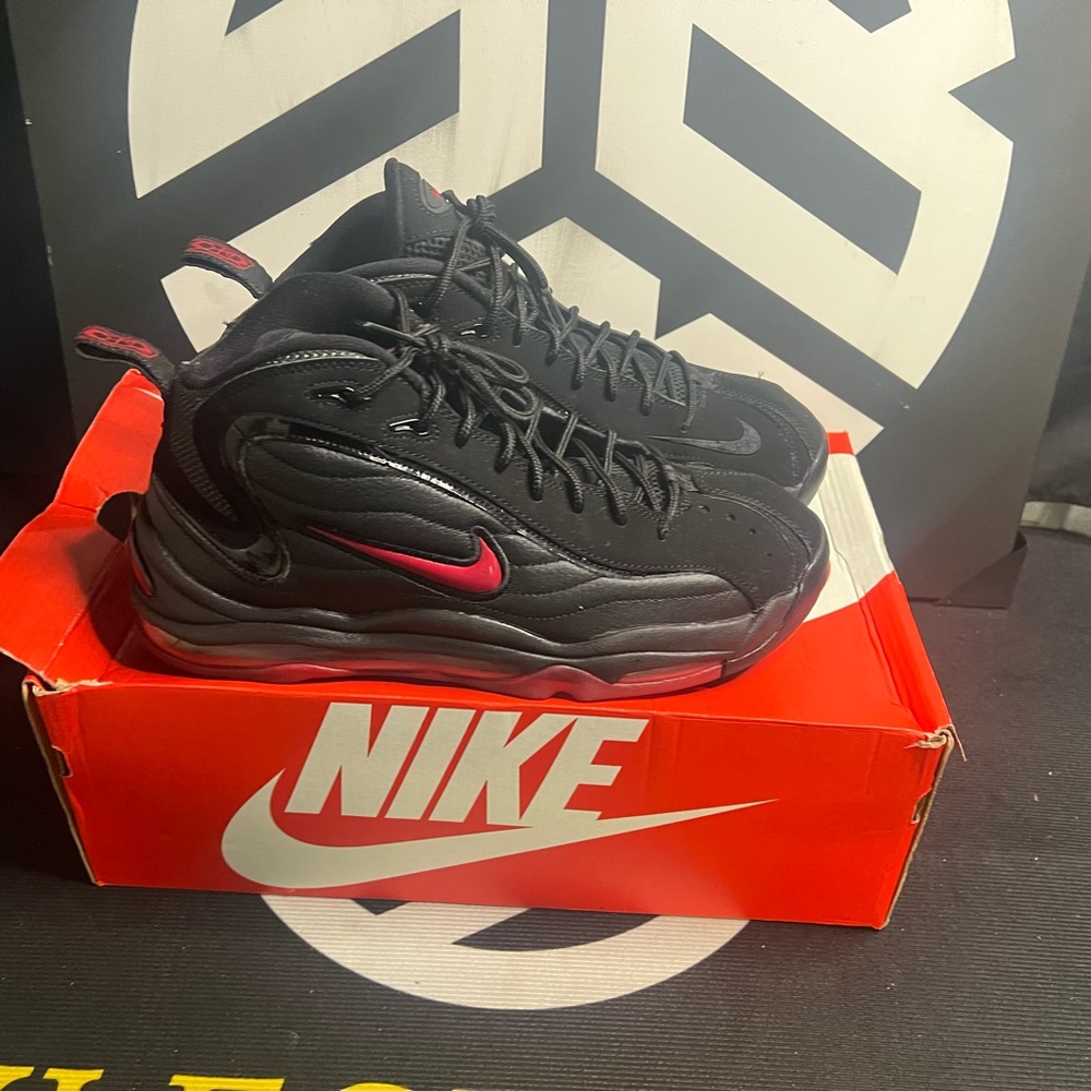 Nike Air Total Max Uptempo Sneakers, Black/Red